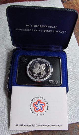 1973 Bicentennial Commemorative Silver Medal - Sterling Silver Case & photo