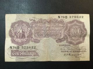 1940 Great Britain Paper Money - 10 Shillings Banknote photo