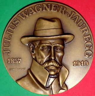 Nobel Prize Medicine / Austrian J.  W.  Jauregg / Bronze Medal By Antunes photo