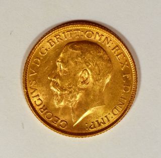 1918 - I Great Britain King George V Gold Sovereign Minted In India photo