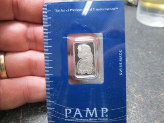 Pamp Swiss.  9995 Platinum 5 Gram Bar In Card In photo