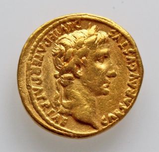Roman Imperial - Augustus Av Aureus (lugdunum,  2 Bc - Ad 4) - Exceptional photo