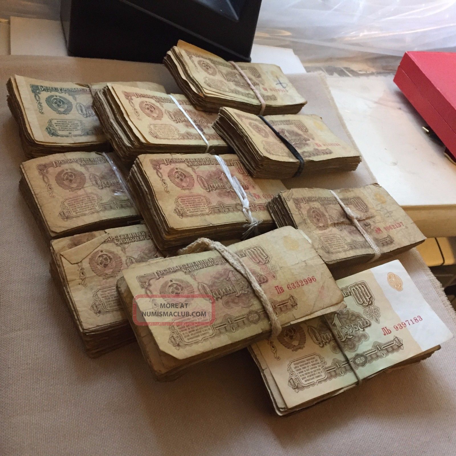 1000pcs 10 Full Bundles Of 1 Ruble Ussr Soviet Old Antique Money Dollars Roubles Europe photo