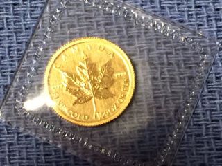 2011 Bu $1 Maple Leaf 1/20 Troy Ounce 9999 Fine Gold Coin Canada photo