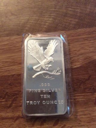 1 Ten Troy Oz Silver Bar.  999 Fine Silver.  Made In Amenca At The Silvertowne photo