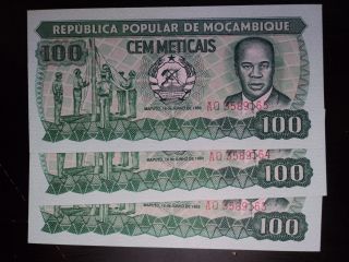 Mozambique 3x100 Meticais 1980,  Seguential Number,  Unc photo