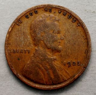 Very Good 1923 - P Lincoln Wheat Back Cent. . . .  10616 photo