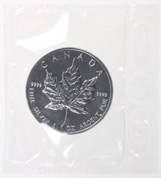 1998 Canada $5 Silver Maple Leaf - - photo