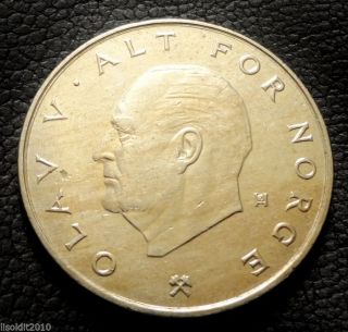 Norway,  1988 1 Krone Olav V Designer Mark,  Crossed Hammers Coin photo