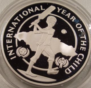 1979 Jamaica Year Of The Child $10 Silver Coin photo