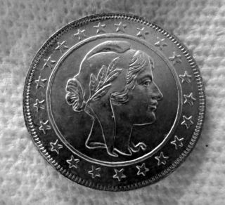 1924 Collectible Republica Dos Estados Unidos Brazil 2000 Reis Silver Coin photo