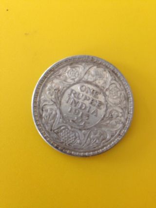 British India One Rupee Silver Coin 1913 photo