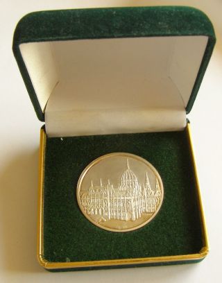 B937 Hungary Budapest Parliament Silver Medal In Presentation Box Magyarorszag photo
