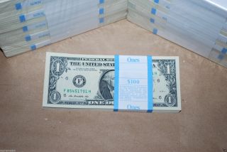 (50) $1 U.  S.  Dollar Bills 2009 Uncirculated Consecutive Serial Notes Dollars photo