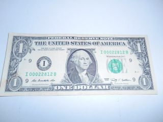$1.  00 Frn,  2006,  W/low Serial Number I 00022812 B - - Xf/ef - photo
