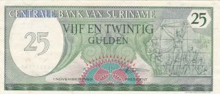 Suriname: 25 Gulden,  1 - 11 - 1985,  P - 127b,  Crisp Unc photo