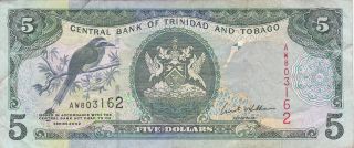 Trinidad & Tobago: 5 Dollars,  2002,  P - 42b (signature 8) photo