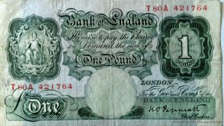 T80a421764 Large One Pound Note Bank Of England Cashier Kenneth Peppiatt 1934 photo