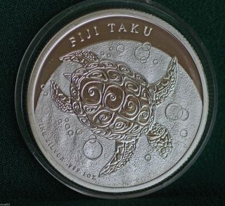 2012 Fiji Taku Turtle 0.  999 Silver 1 Oz.  Coin photo