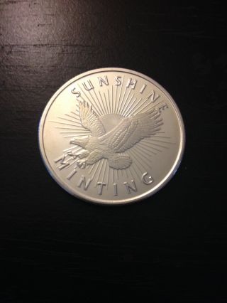 Sunshine Minting 1 Troy Ounce.  999 Fine Silver Round photo