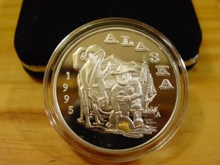 Alaska 1995 Goldpanner.  999 Silver Proof 1 Troy Oz Medallion photo