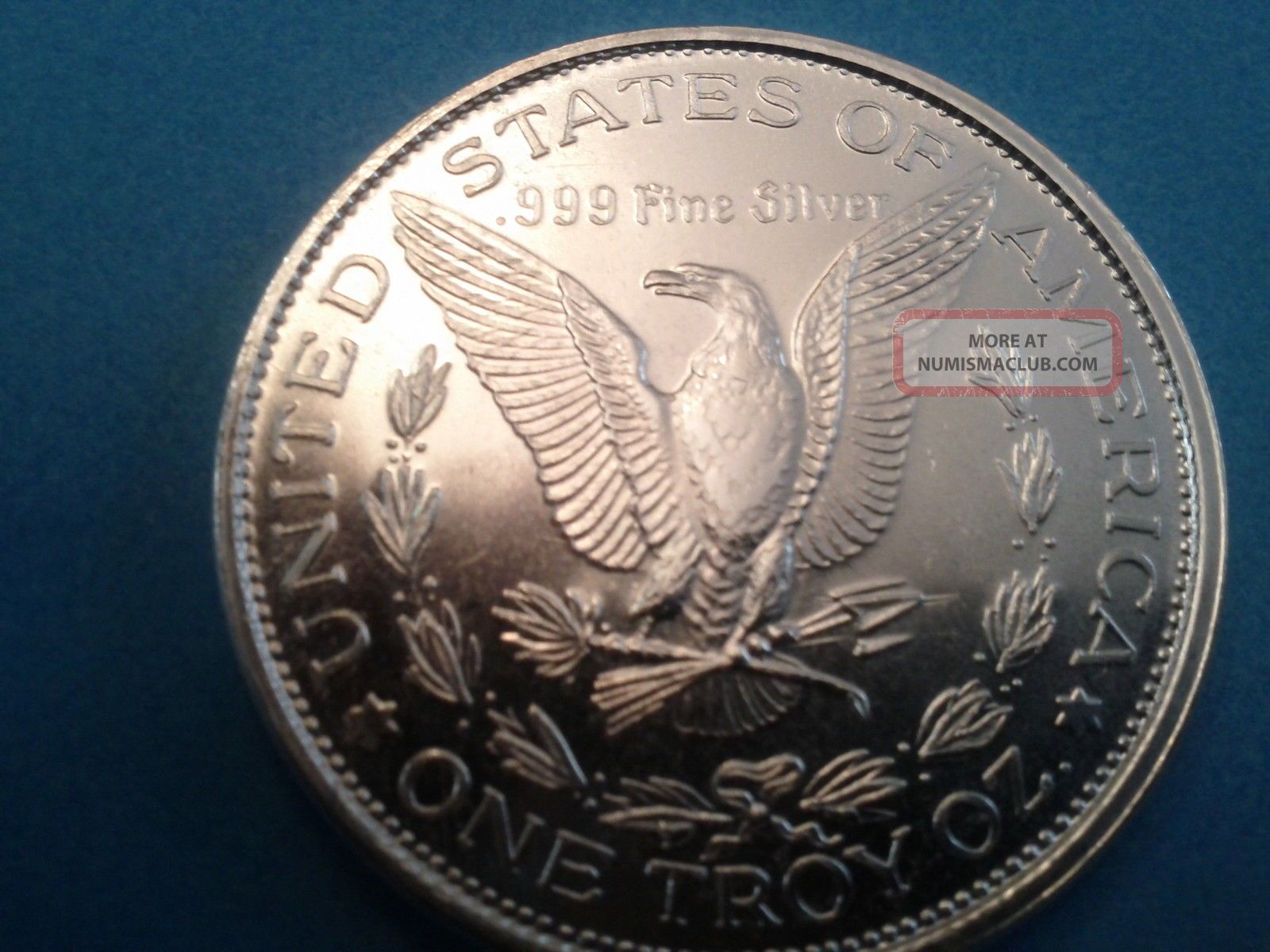 thumbnail image 2 of Random Design 1 Oz .999 Fine Silver Round – BU Condition, Unbranded – #D19 2 of 6