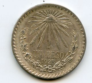 1923 1 Un Peso Silver Coin 3 0.  720 Mexico photo