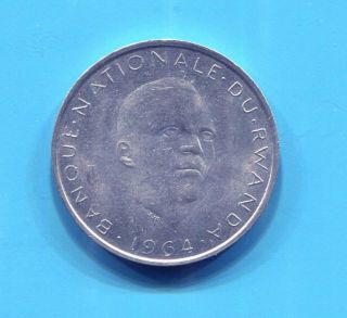 Rwanda - 1964 10 Francs photo