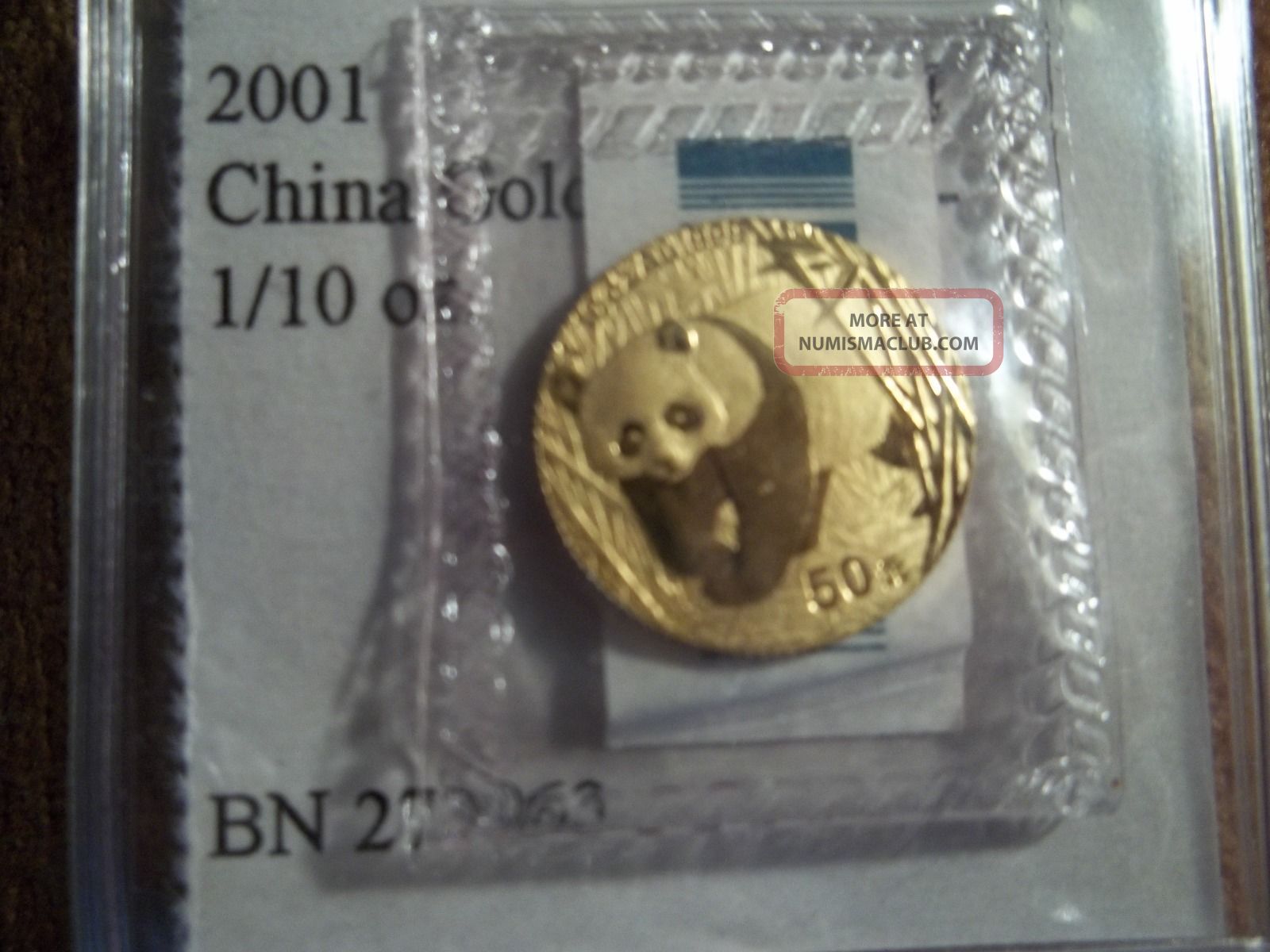 2001 China 50 Yuan 1/10th Oz.  Gold Panda,  Bu, .  999 Pure China photo