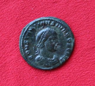 Constantine Ii Ae3.  317 - 318 Ad.  Rare photo