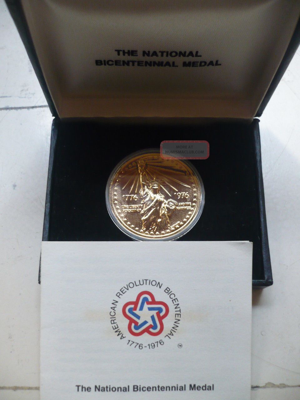 thumbnail image 2 of IWO JIMA US Marines 24K Gold Plated 1976 Bicentennial JFK Half Dollar – Uncirculated 2 of 6