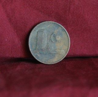 1 Sen 1973 Malaysia Bronze World Coin Km1 Malay Parliament House photo