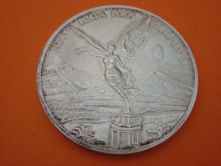 Mexico 5 Ounces 2010 Silver Ley.  999 Coin.  Liberty Angel photo