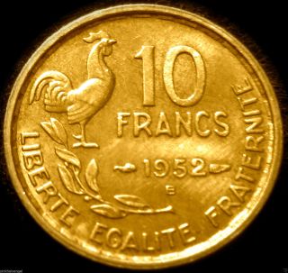 France - 1952b 20 Franc Coin - Great Coin - Combined S&h Discounts photo