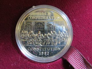 $1 One Dollar Coin Proof - Like Canada Confederation Constitution 1867 - 1982 Unc photo