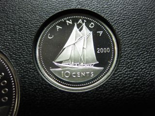 2000 Canadian Silver Proof Dime ($0.  10) photo