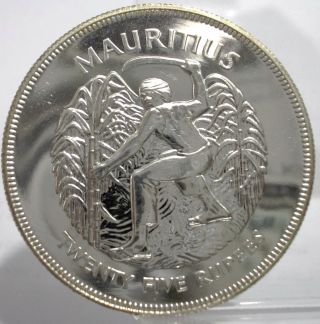 1977 Mauritius 25 Rupees Large Silver Coin Unc photo