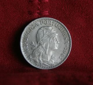 1961 Portugal 1 Escudo Copper Nickel World Coin Km578 Liberty Head Shield Azores photo