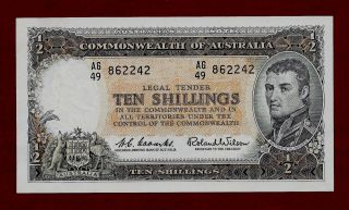 Australia 10 Shillings P - 33a 1961 - 1965 Unc (zealand Timor Caledonia) photo