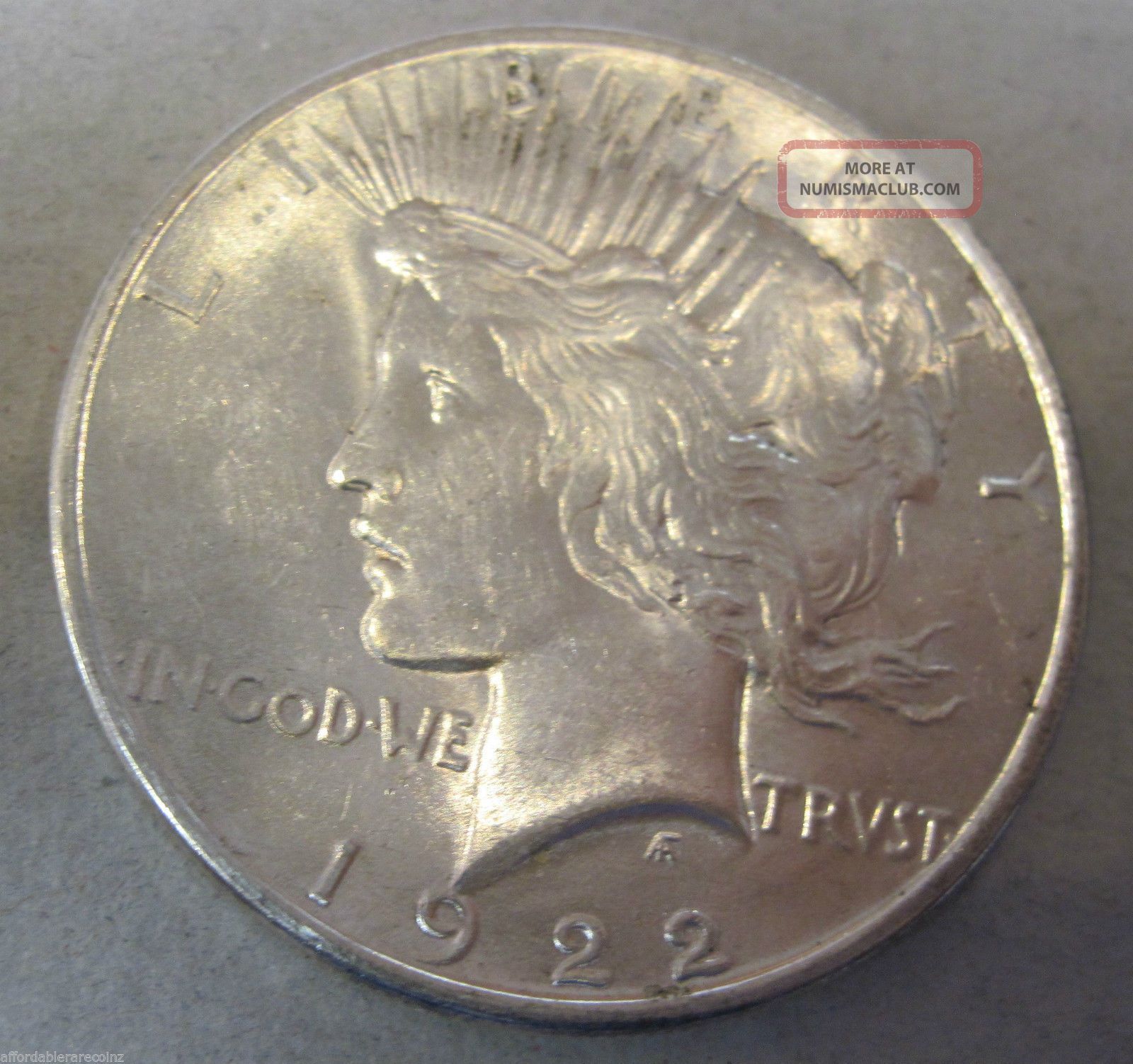 1922 Silver Peace Dollar 314o