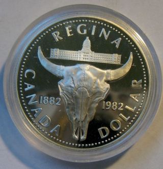 Stunning Dcam Proof Canada 1982 Bison Skull Silver Dollar.  500 Oz Silver 16x photo