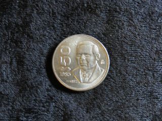Mexico 1985 Benito Juarez Eagle $50 Pesos Vintage Mexican Mxp Dollars Coin - Flip photo
