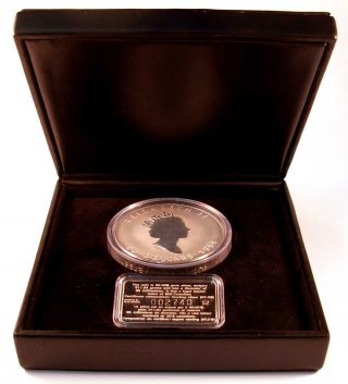 1998 $50 Canadian Maple Leaf 10 Oz.  Fine Silver 10th Anniversary W/box & photo