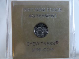 Viet - Nam Peace Agreement Eyewitness 10mm Platinum Coin 1.  4 Gr In Wallet W/ photo