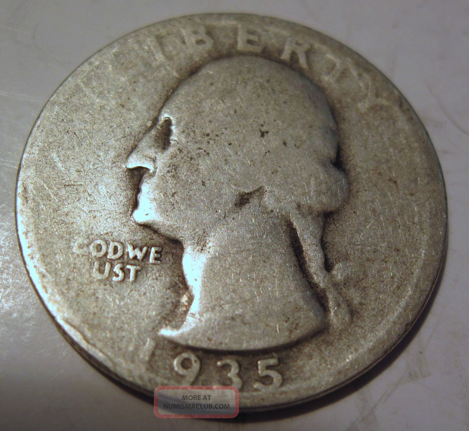 1935 D Silver Washington Quarter Coin Twenty Five Cents (322s)