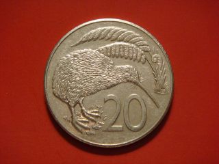 Zealand 20 Cents,  1987 Coin.  Kiwi Bird photo