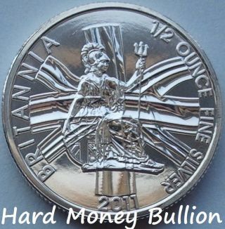 2011 1/2 Oz (half Ounce) Bu Silver Britannia Coin Great Britain £1 photo
