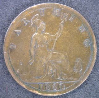 1860 Bronze Farthing Beaded Border Great Britain Uk Coin Yg photo