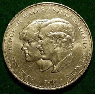 Great Britain 1981 Royal Wedding Commemorative Crown Coin photo