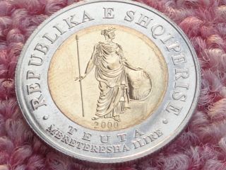 Albania 2000,  100 Leke,  Teuta,  Ancient Illyrian Queen,  Bi Metallic Coin.  Gem,  Unc photo
